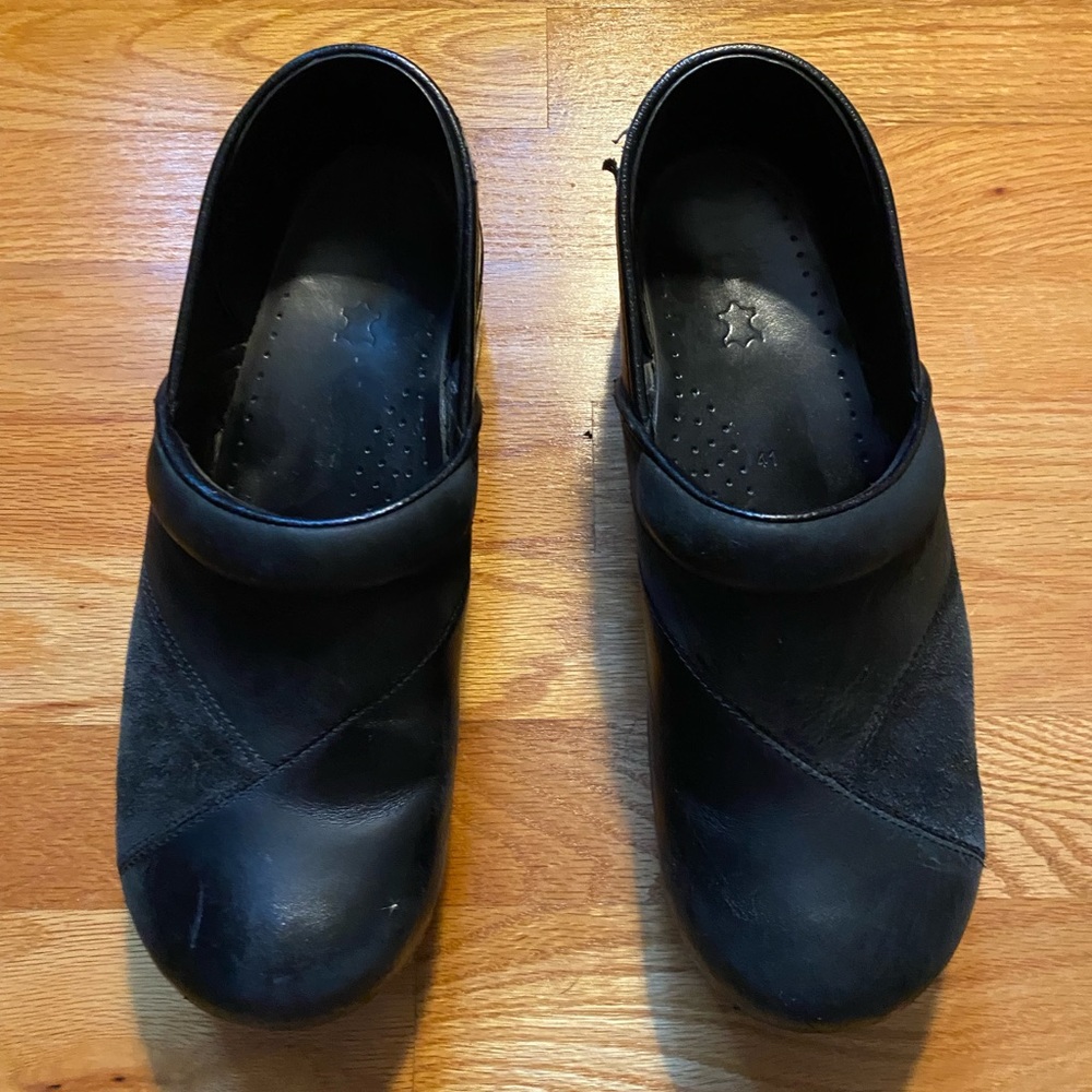 Dansko, black, size 41, criss cross, leather and suede clogs.